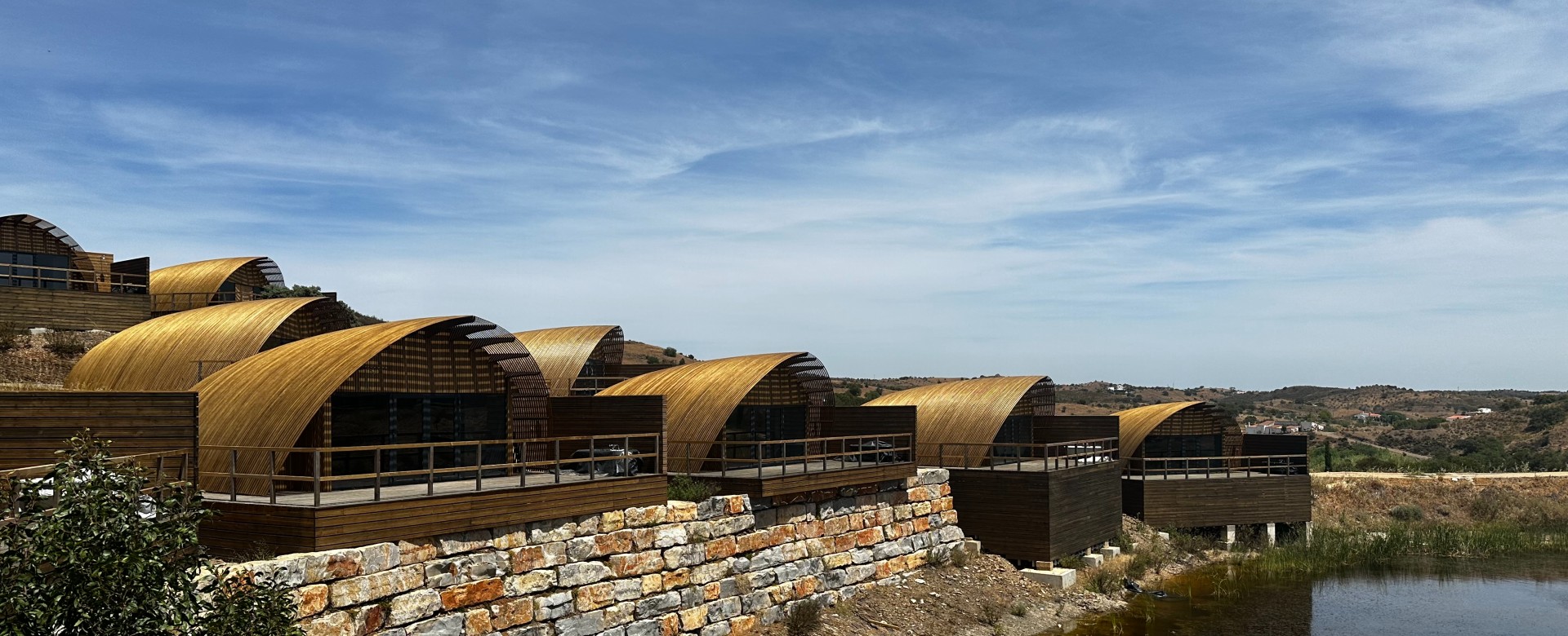 Lost Shore Surf Resort