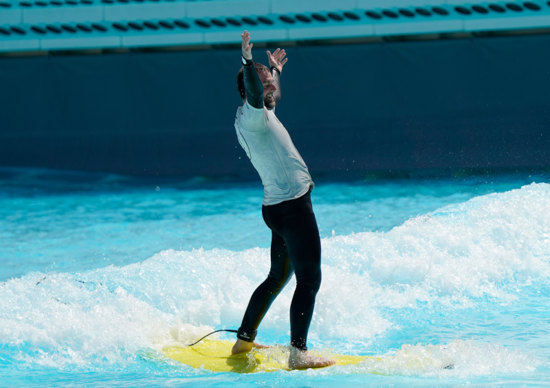 Surf courses at Lost Shore